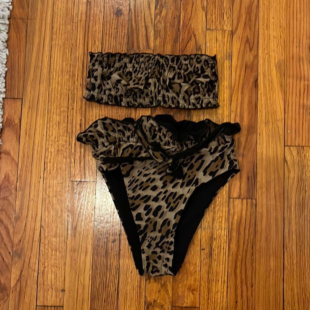 Reversible to black